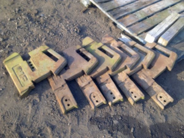 Massey ferguson tractor-weights