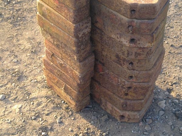 Massey ferguson tractor-weights